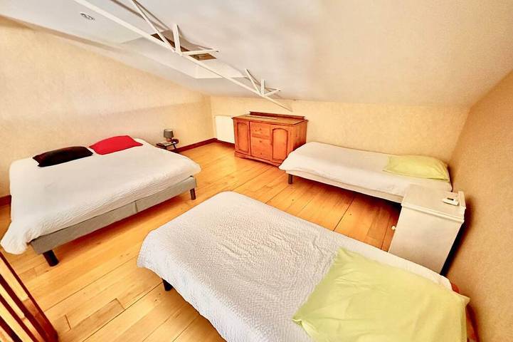 Location de vacances pour 15 personnes, animaux acceptés à Lignol-le-Château - 2