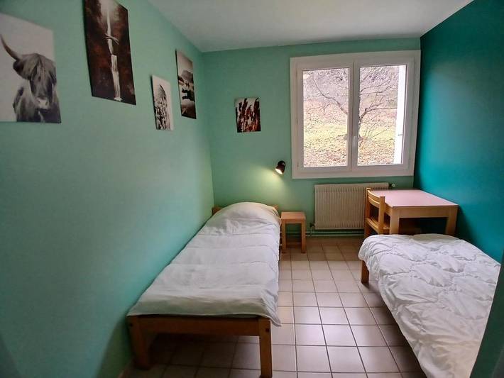Location de vacances pour 2 personnes, avec jardin ainsi que piscine et terrasse, animaux acceptés à Chamborigaud - 4