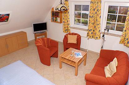 Ganze Ferienwohnung, Haus Heckenrose - Ferienwohnung 4 U.M. in Norddorf, Amrum