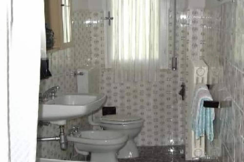 Ganze Wohnung, Wohnung  im Haus mit Garten in Salsomaggiore Terme, Parma Provinz