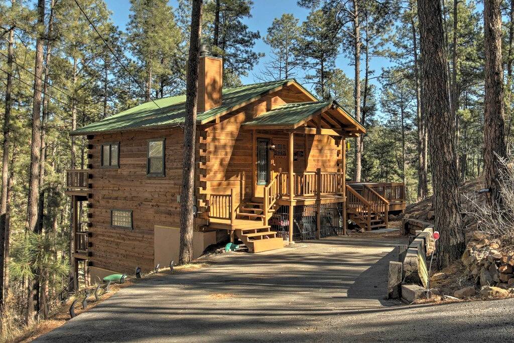 Abgeschiedenes \"The Lincoln Cabin\" mit Whirlpool und 3 Decks! in Ruidoso, Ski Apache