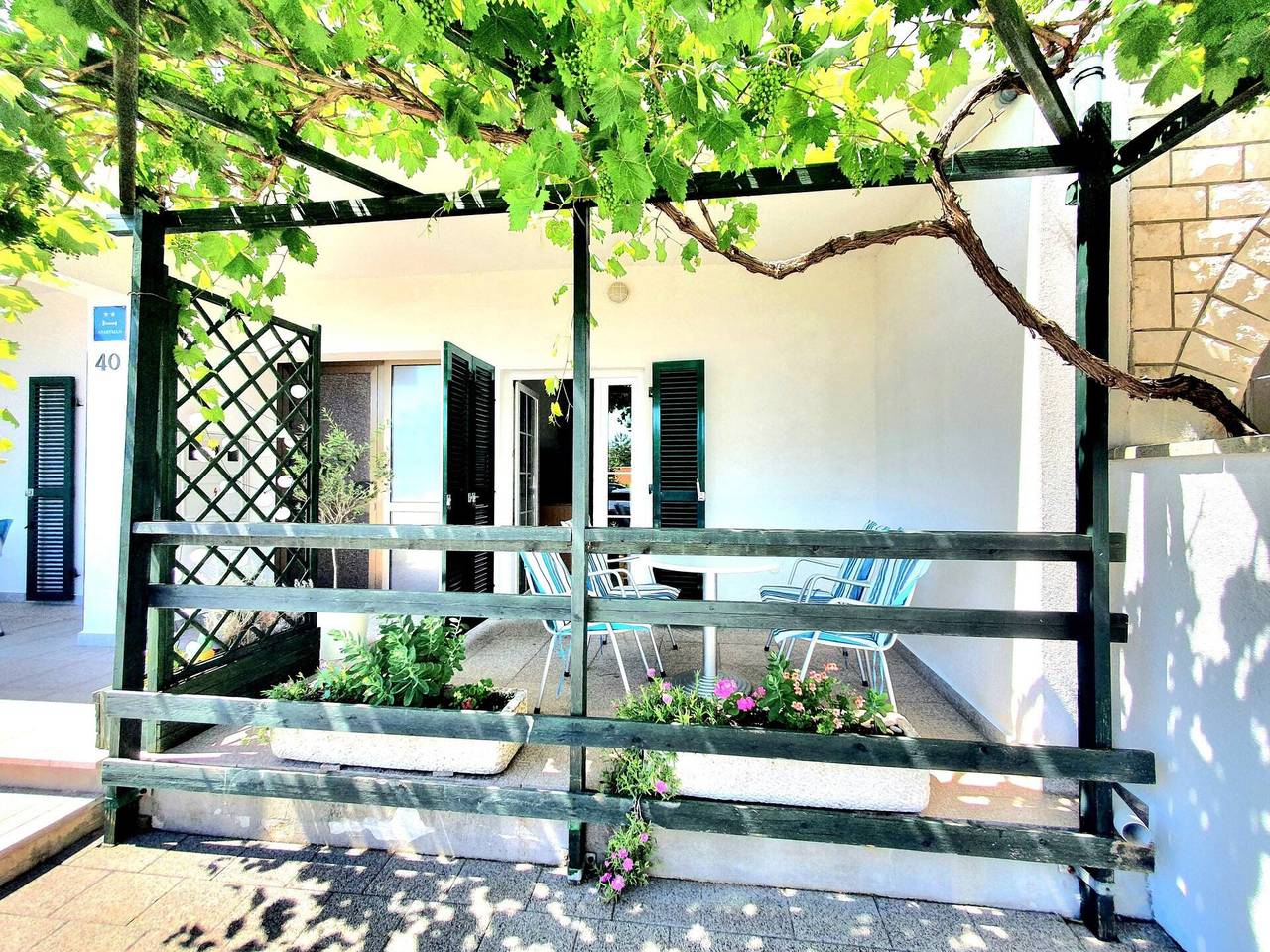Ganze Wohnung, Apartment Mostak A2 Pr - mit Terrasse in Baska, Krk