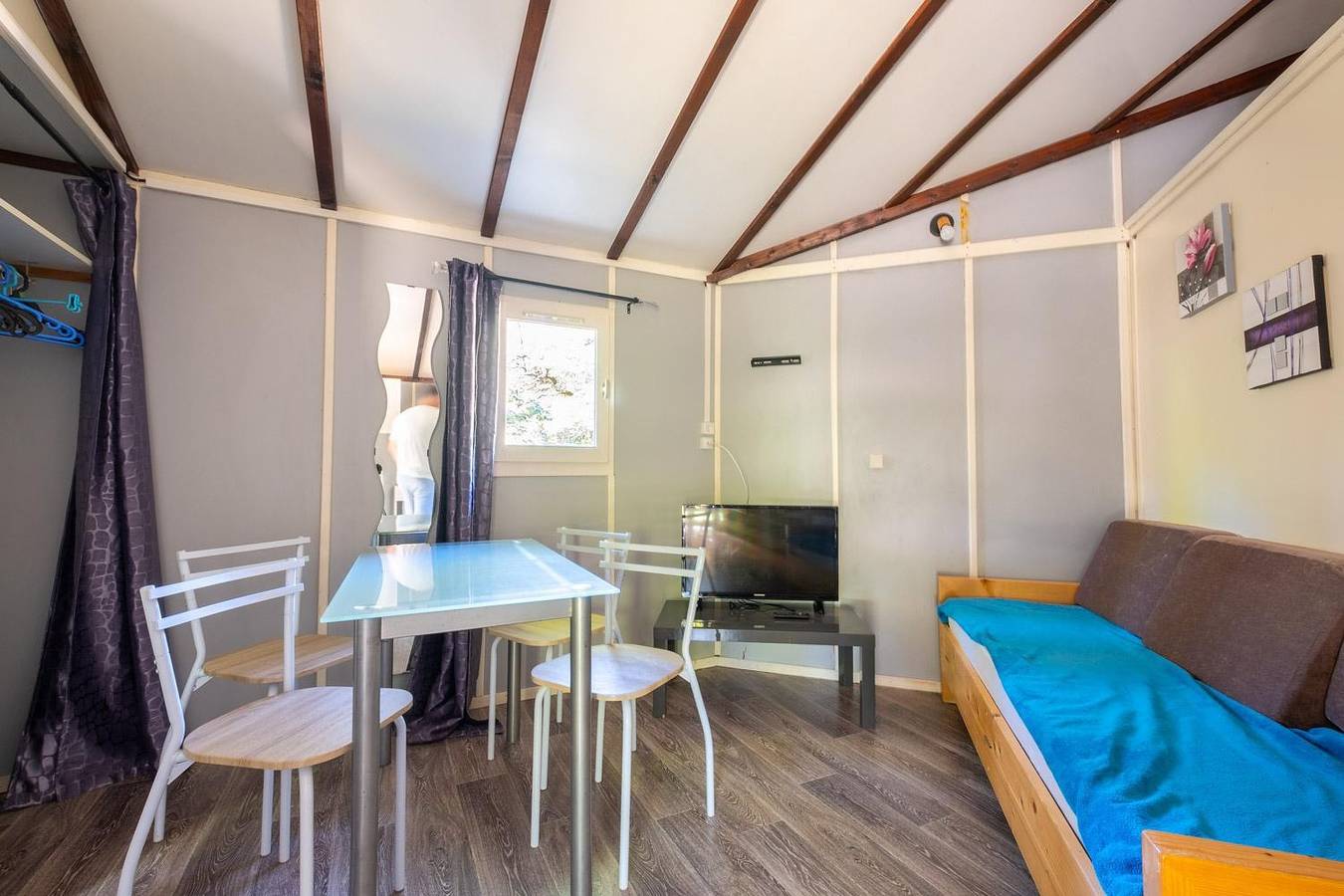 Casa de huéspedes para 5 personas con terraza in Saint-Jean-du-Bruel, Parc naturel régional des Grands Causses
