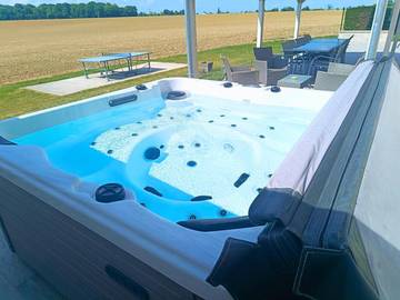 Chambre d’hôte pour 3 personnes, avec jardin et jacuzzi dans Île de France