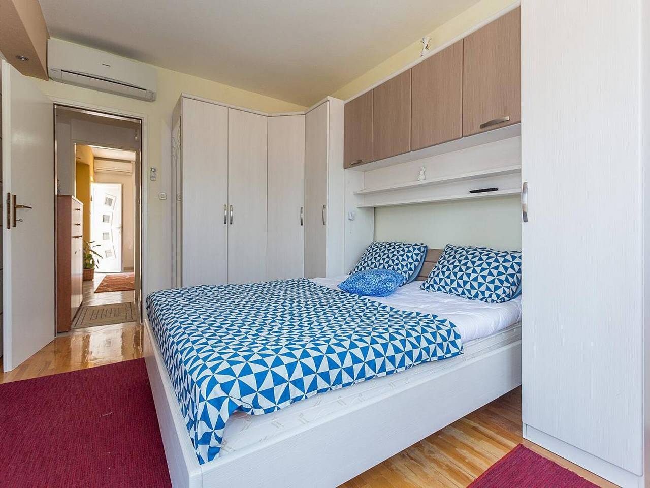 Geheel appartement, Holiday apartment Marko for 2 with pool and grill in Zaton, Grad Dubrovnik