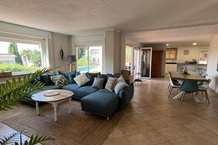 Maison Mas Fumats avec piscine, terrasse et garage Av 49 in El Mas Fumats, Roses