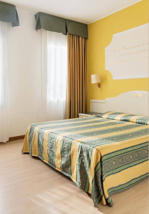 Hôtel pour 2 personnes à Dolo (Italie) - 4