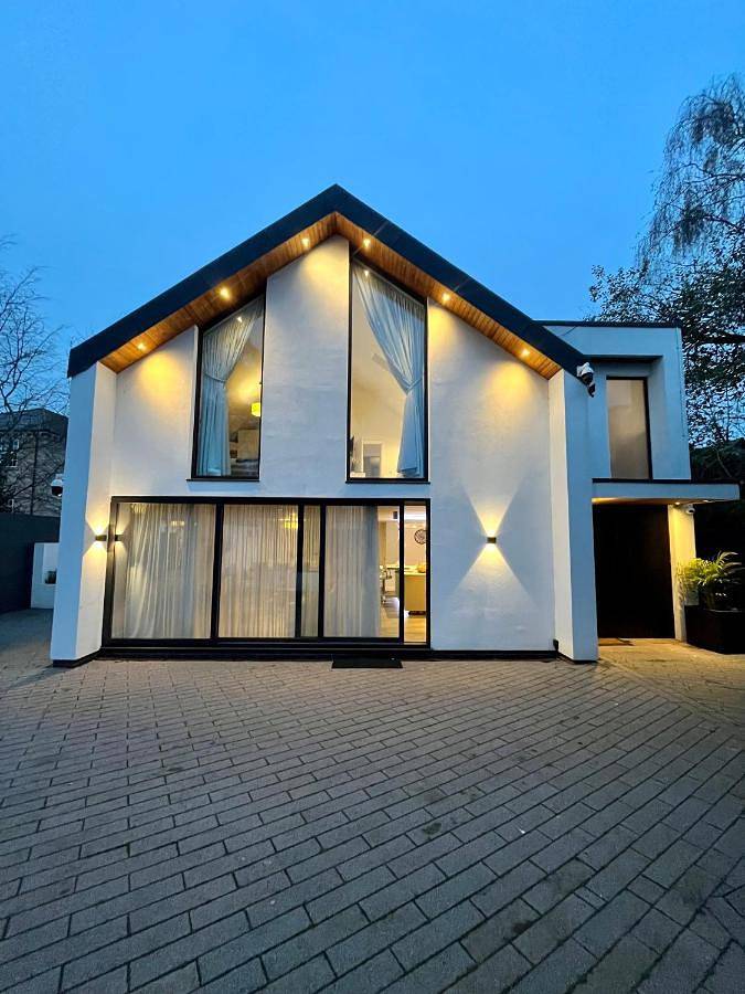 Villa pour 12 personnes, avec jacuzzi et jardin - 1