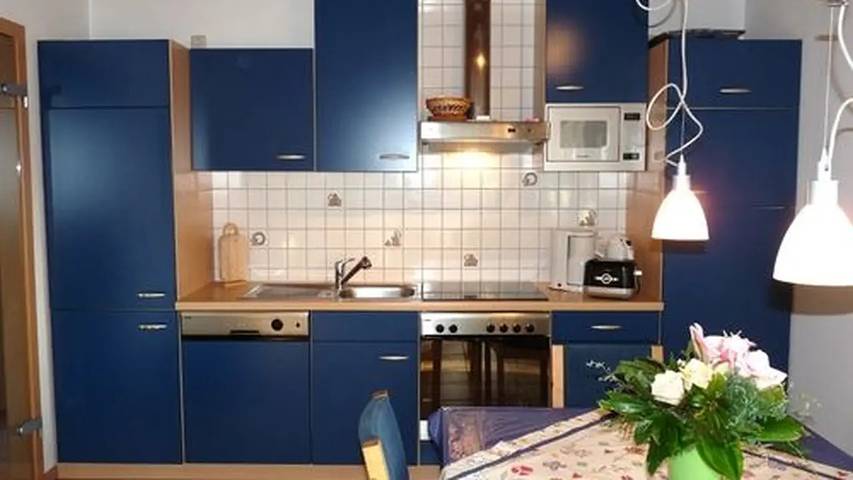 Ferienhaus für 6 Personen, mit Garten und Sauna in Zislow - 3