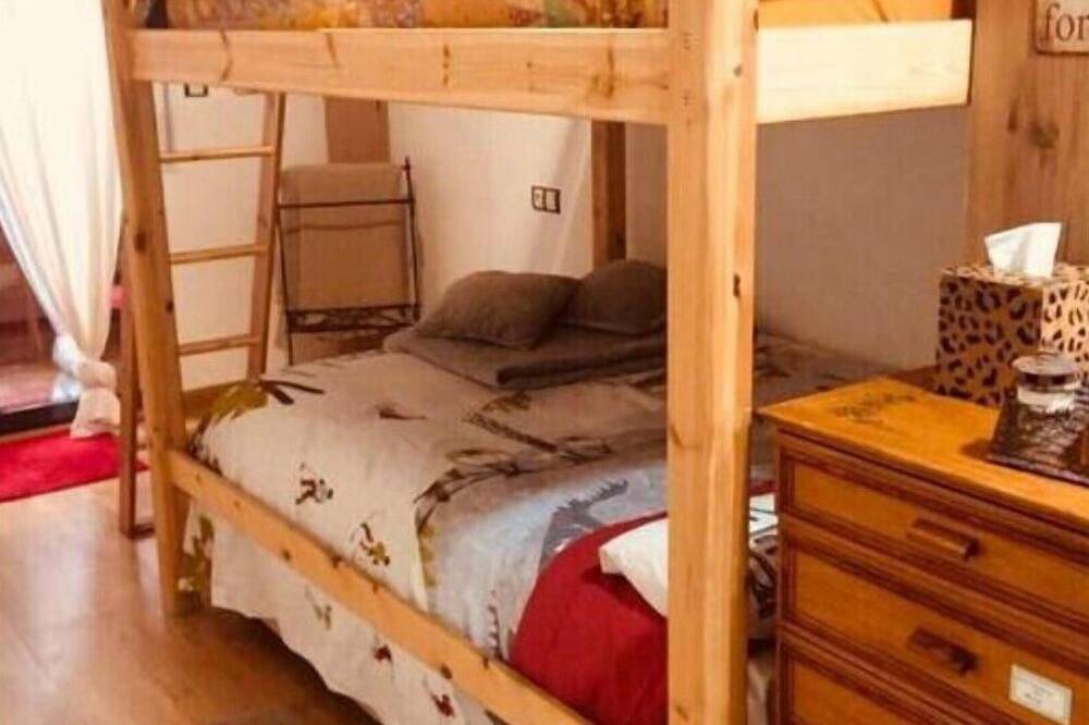 Cozy Apartament + Spa in Sabiñánigo, Pirineos