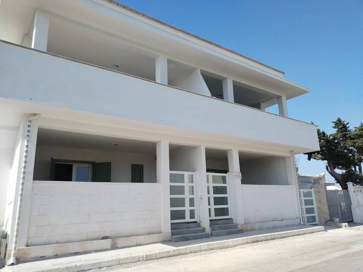 Gîte pour 5 personnes, avec balcon à Torre Chianca - 3