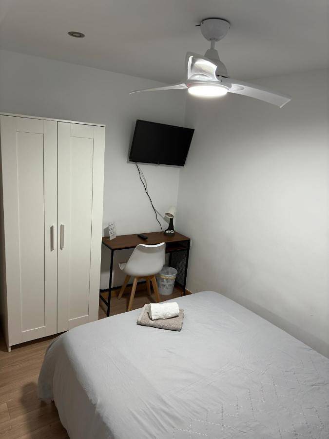 Double Room with Shared Bathroom in Altstadt Málaga, Malaga