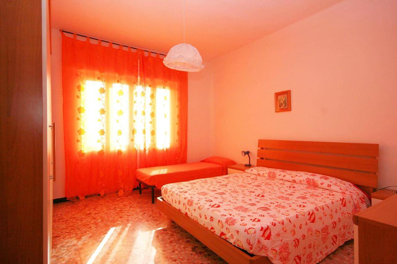 Apartamento entero, Aurelia 158 Int 11 Frontemare 1 in Andora, Riviera di Ponente