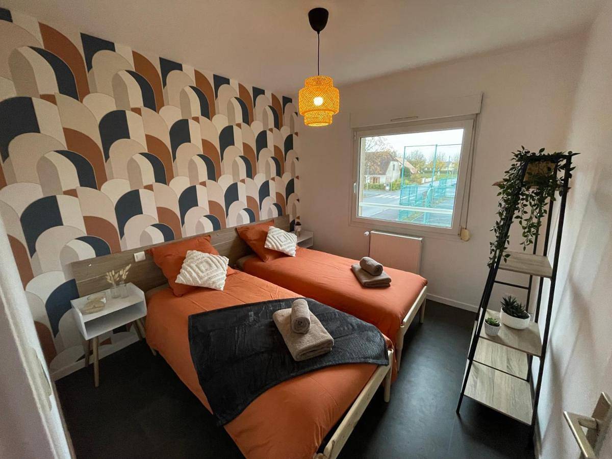 Three-Bedroom House in Vertus, Marne