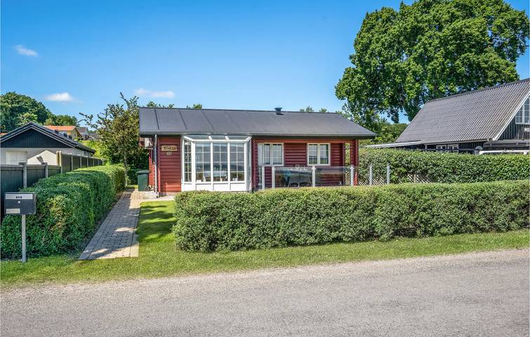 Ferienhaus für 6 Personen, mit Terrasse und Garten in Binderup Strand