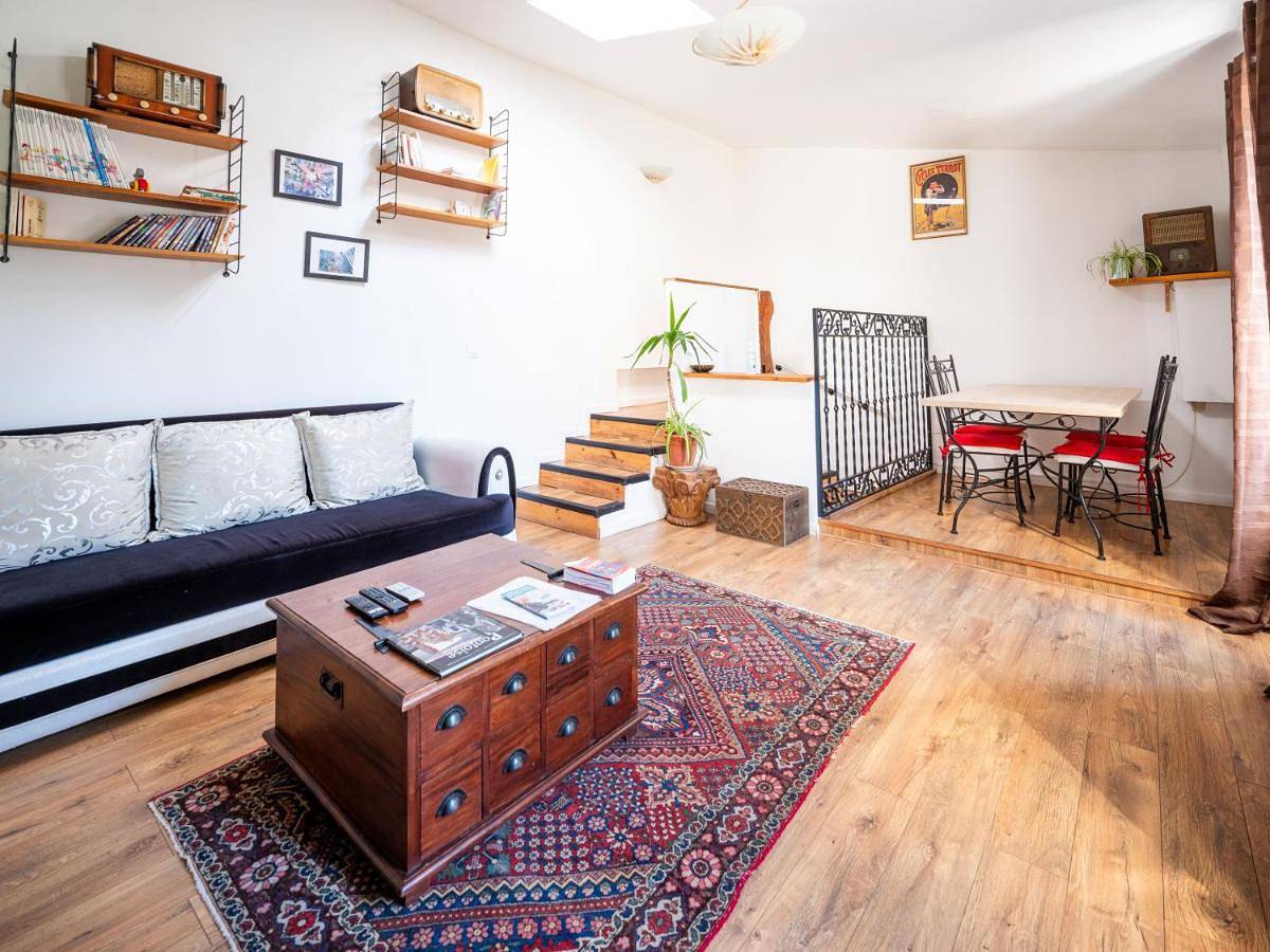 Appartement entier, One-Bedroom Apartment in Pontoise, Val-d'Oise