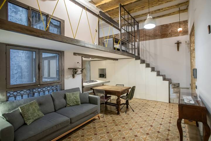Appartement de vacances pour 6 personnes, avec balcon à Barcelone