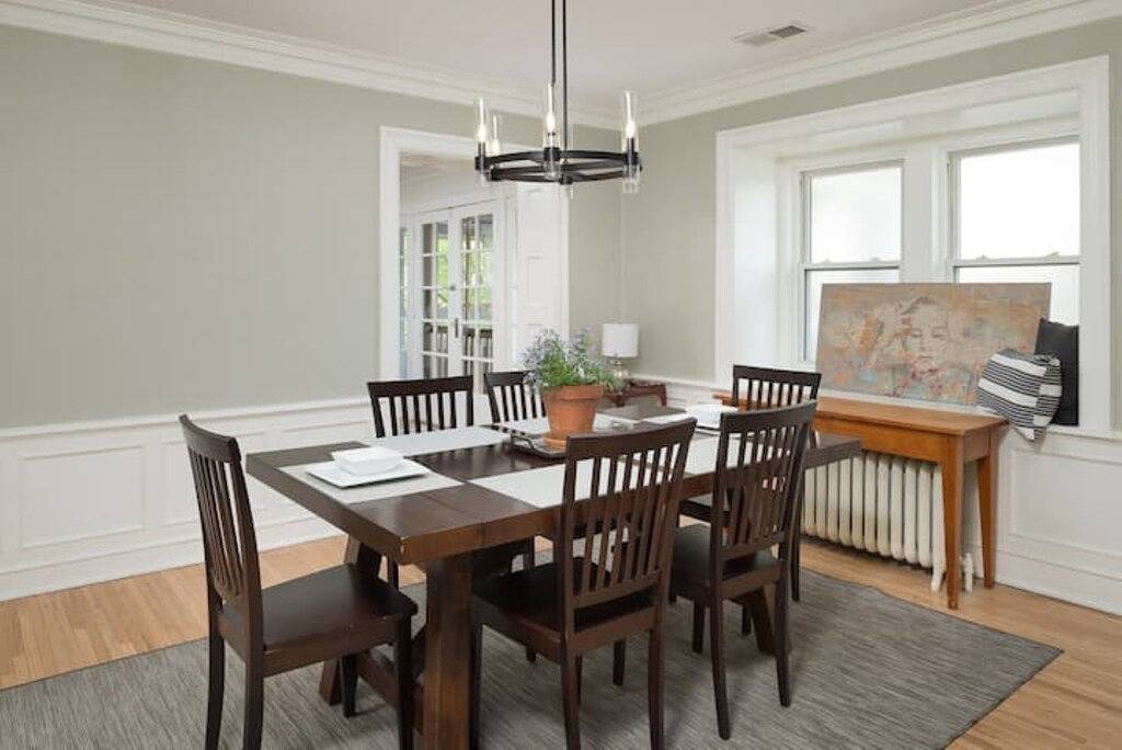 Historic Home in the Heart of the City on Street Car Line in Kansas City, Missouri