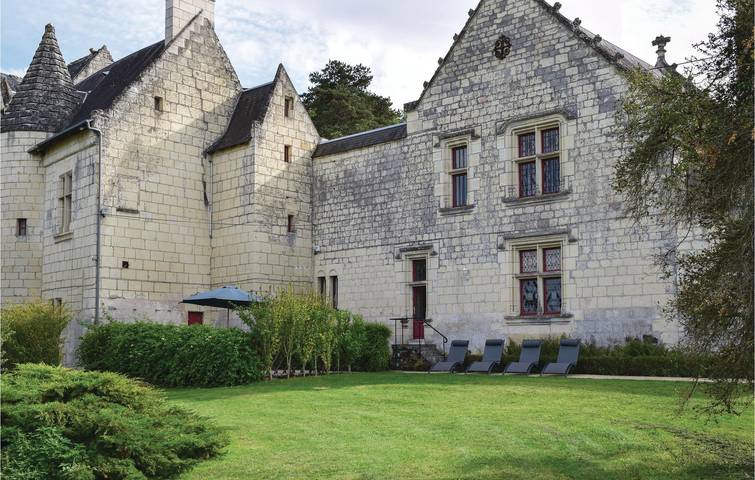 Appartement de jardin avec plage à proximité in Chinon, Vallée de la Loire