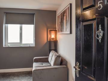 Holiday Rental for 4 People in Huddersfield, West Yorkshire, Photo 3