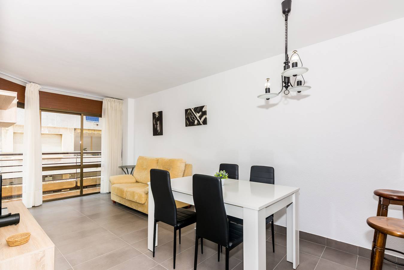 Ganze Wohnung, Ferienwohnung für 3 Personen mit Balkon in Pineda de Mar, Costa del Maresme