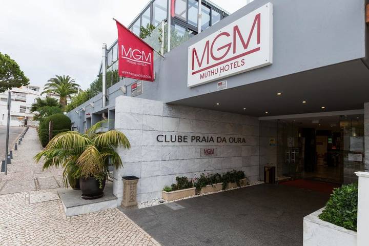 Station pour 2 personnes, avec terrasse et jardin ainsi que jacuzzi et sauna, adapté aux familles à Albufeira - 2