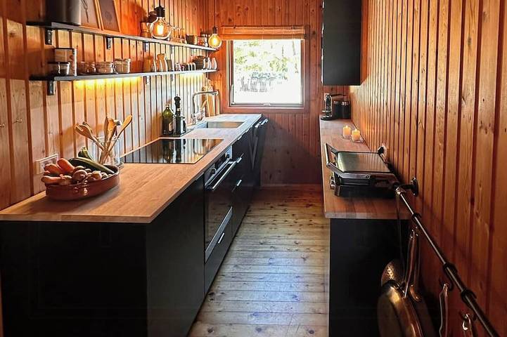 Ferienhaus für 6 Personen, mit Balkon und Garten in Orø