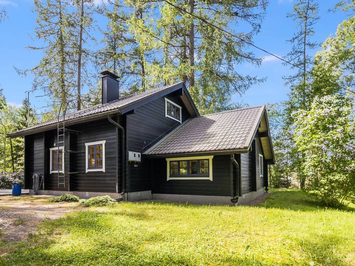 Rustholli17 in Särkisalo, Isoluoto