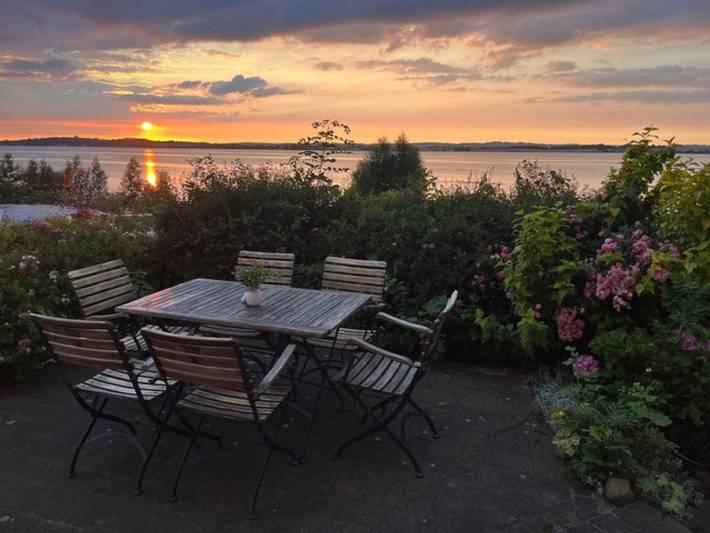 Ferienhaus für 7 Personen, mit Terrasse und Garten sowie Sauna und Ausblick