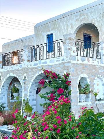 Gîte pour 2 personnes, avec jardin et vue dans Drios