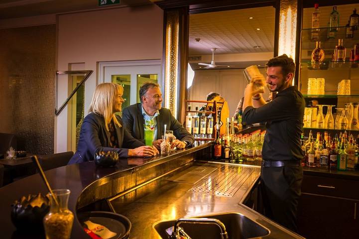 SANDglow - Doppelzimmer mit Balkon "ForTwo+" in Husum Hafen, Husum