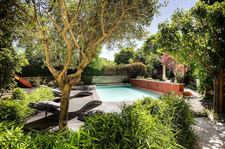 Maison de vacances pour 9 personnes, avec Terrasse et Jardin à Goult
