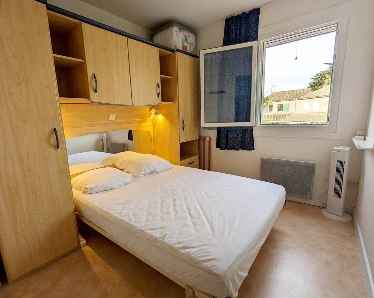 Appartement de vacances entier, Jolie et agréable Maison de vacances avec veranda,  2 chambres pour 4 couchages, Résidence sécurisée in Portiragnes Plage, Portiragnes
