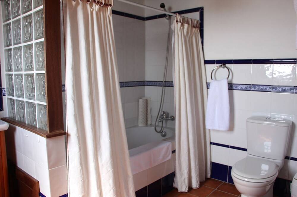 Lina Medina, Spanien in La Polvacera, Breña Baja