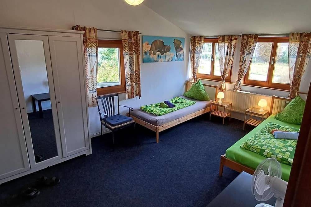 Ganze Wohnung, Apartment 'Steppenwolf' mit Gemeinschaftsgarten und Wlan in Balve, Sorpesee