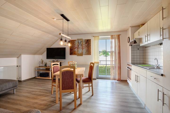 Ferienwohnung für 5 Personen, mit Balkon und Garten in Landkreis Günzburg - 2