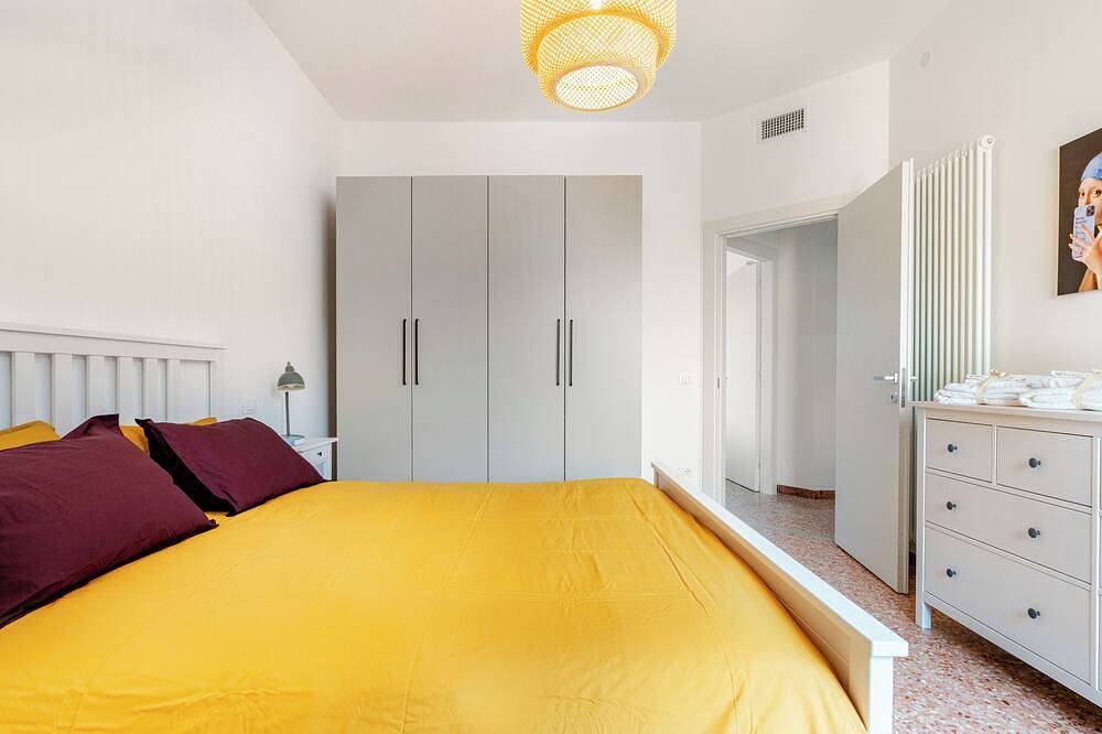 Entire apartment, Golden House Venice Yellow – Explore Eastern Veneto with Family in Mirano, Venice Province