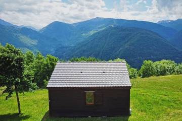 Maison de campagne pour 5 personnes, avec piscine, animaux acceptés à Ignaux