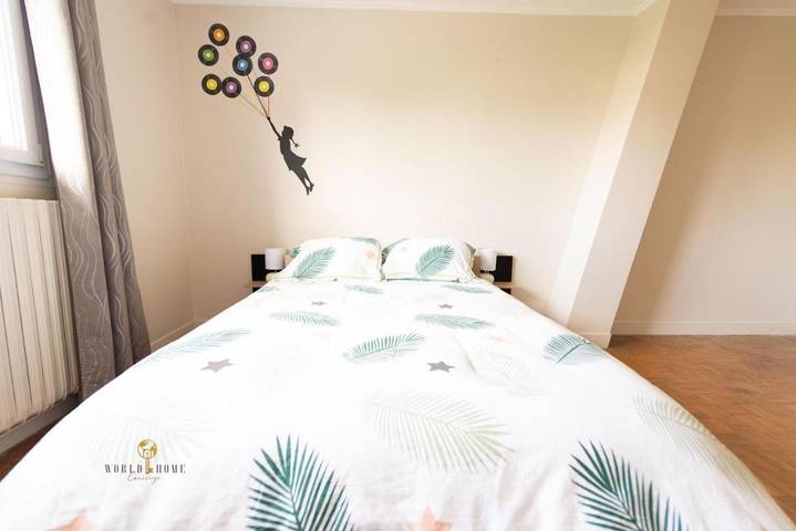 Location de vacances pour 10 personnes, avec terrasse à Montfermeil - 2