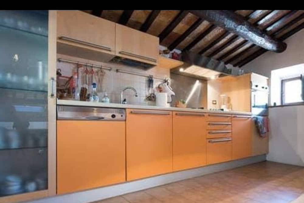 Entire apartment, The Paper House in Orvieto, Terni Province