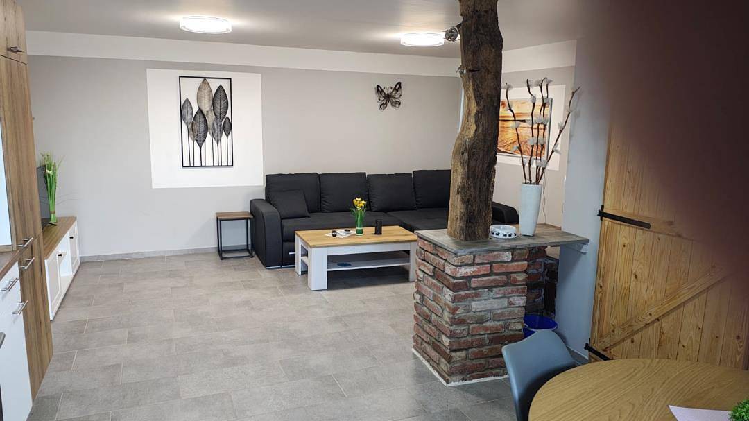 Ganze Wohnung, Schicke Fewo No. 7 mit Terrasse in Aurich, Landkreis Aurich