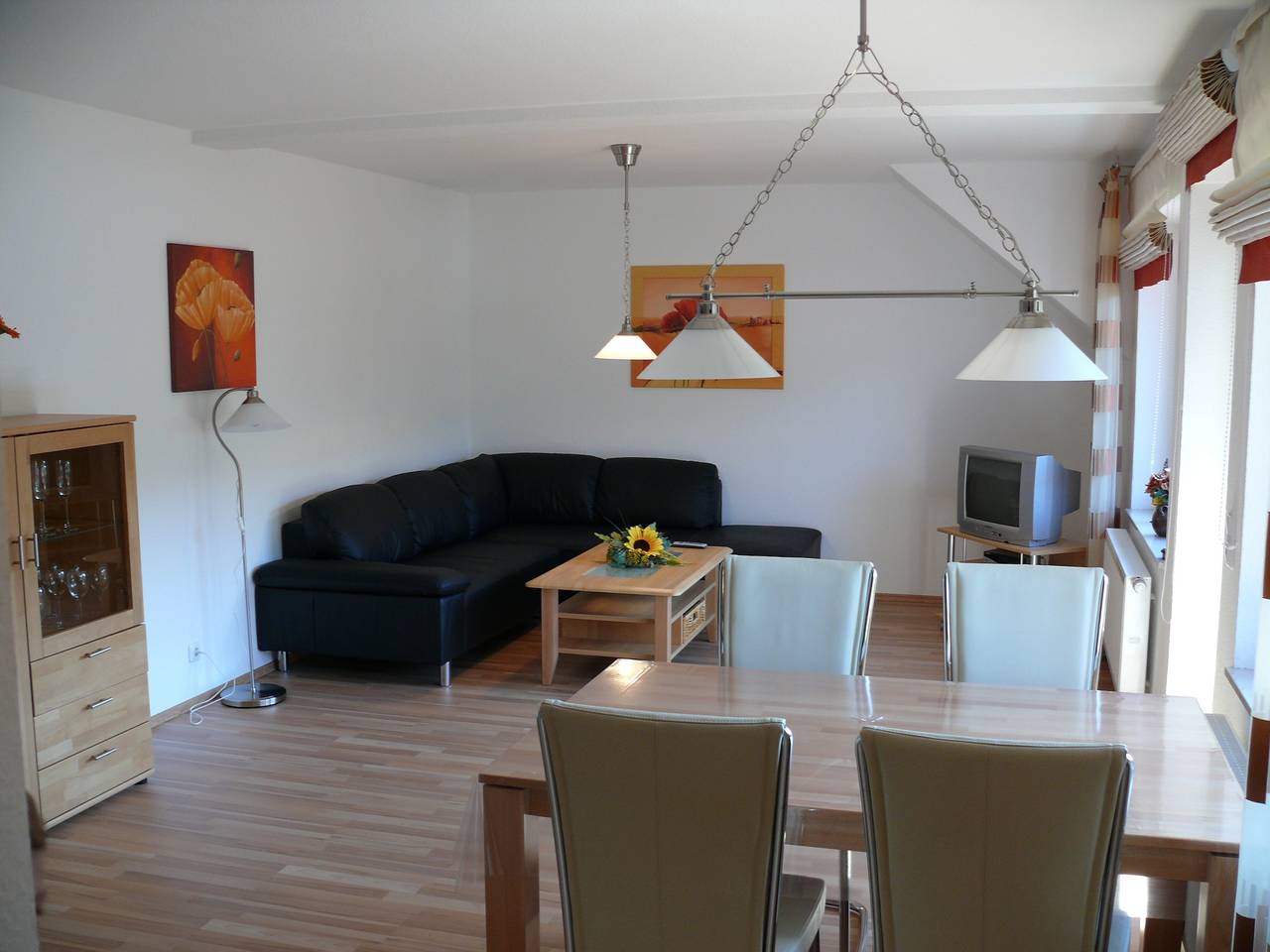 Ganze Wohnung, Apartment 'Fewo A' mit Bergblick, Balkon und Wlan in Willingen, die Mittelgebirge