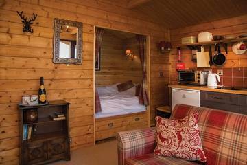 Glamping for 2 People in High Weald, Sussex, Photo 1