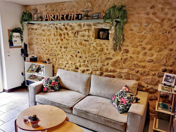 Gîte pour 4 personnes, avec jardin et bassin pour enfant ainsi que jacuzzi et terrasse à Saint-Just-d'Ardèche - 3