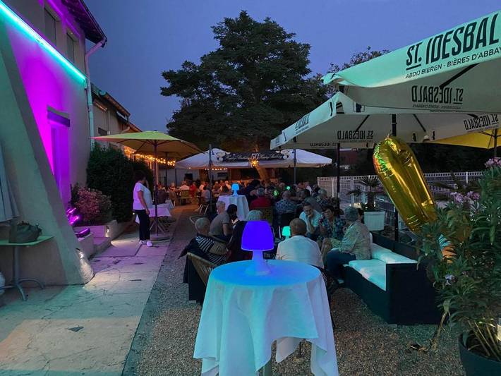 Hôtel pour 2 personnes, avec piscine et jardin, animaux acceptés à Coings - 4