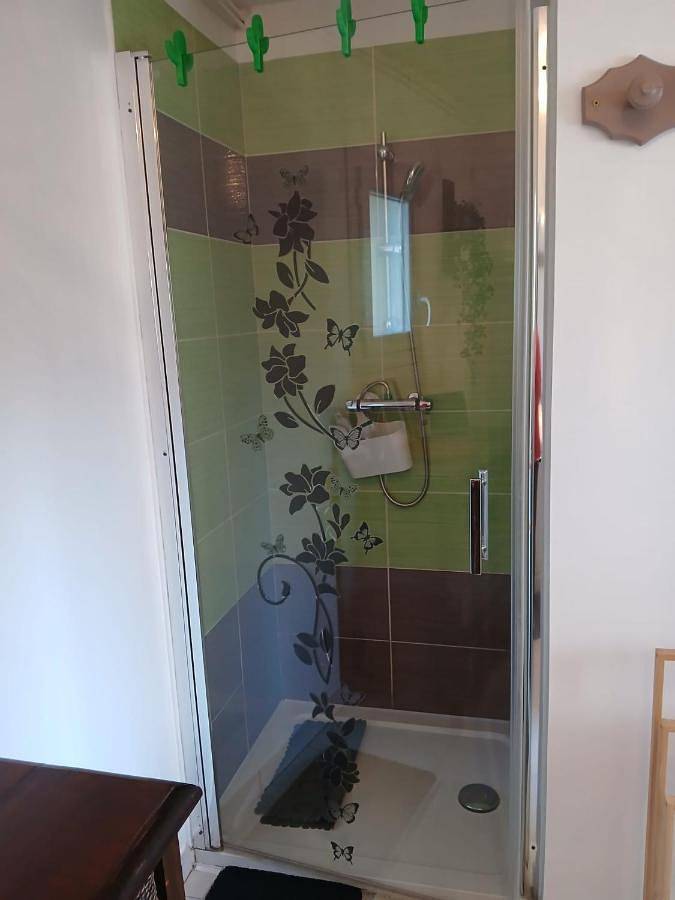 Three-Bedroom House in Le Vigeant, Vienne (France)