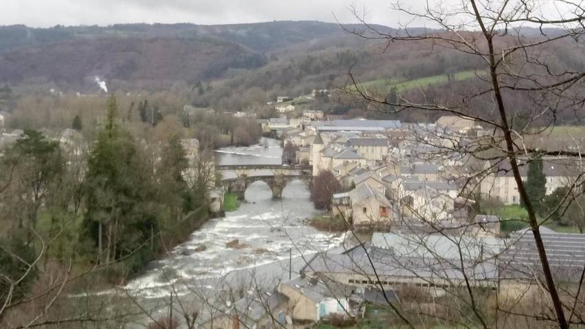 Gîte pour 3 personnes, avec vue et jardin à Brassac (Tarn) - 2