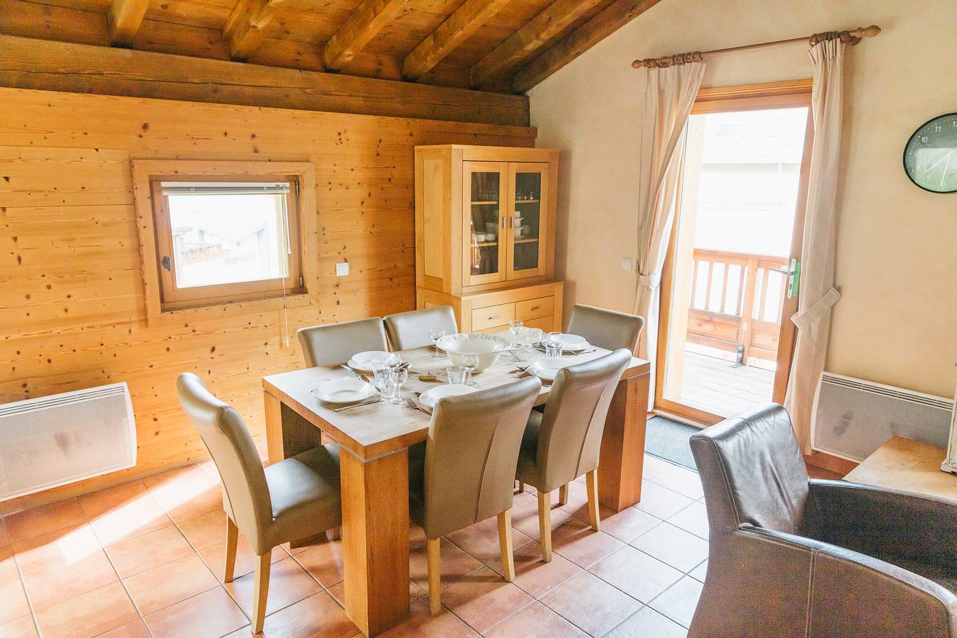 Villa France — Luxury chalets (6p) With 3 bed- and bathrooms. In center of Saint François Longchamp ski in & out. in Saint-François-Longchamp, Massif de la Vanoise