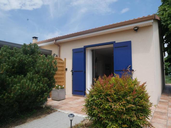 Appartement de vacances pour 2 personnes, avec jardin ainsi que vue et terrasse