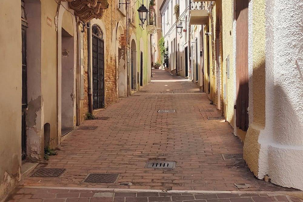 Accogliente appartamento nel centro storico della città adatto stile famigliare in Spoltore, Costa Adriatica Abruzzo